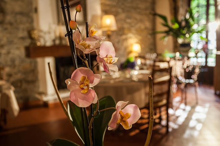 Logis Hostellerie Du Grand Duc Hotel Restaurant Gincla Buitenkant foto