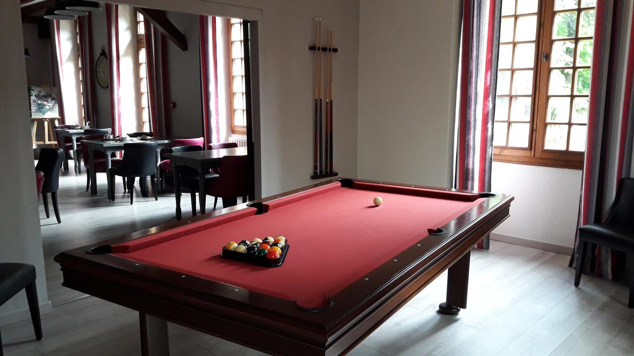 Logis Hostellerie Du Grand Duc Hotel Restaurant Gincla Buitenkant foto