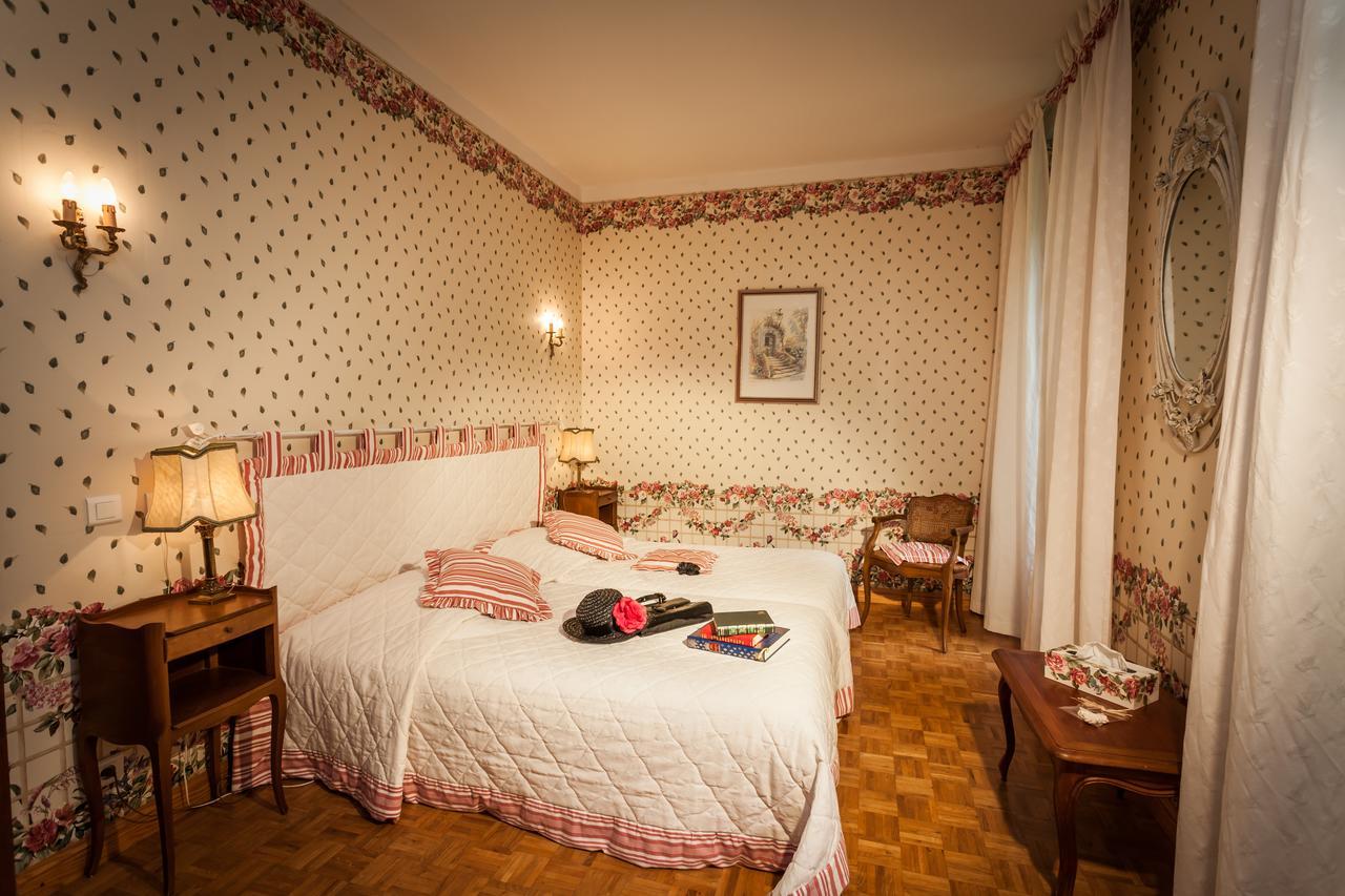 Logis Hostellerie Du Grand Duc Hotel Restaurant Gincla Buitenkant foto